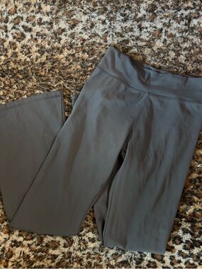 High-Waist Gray Yoga Pants